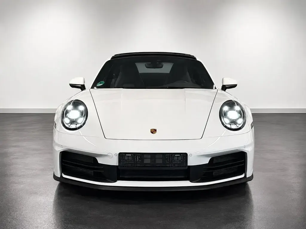 Gebraucht Porsche 911 Carrera 394 PS (289 kW) 2025 Weiß Coupé