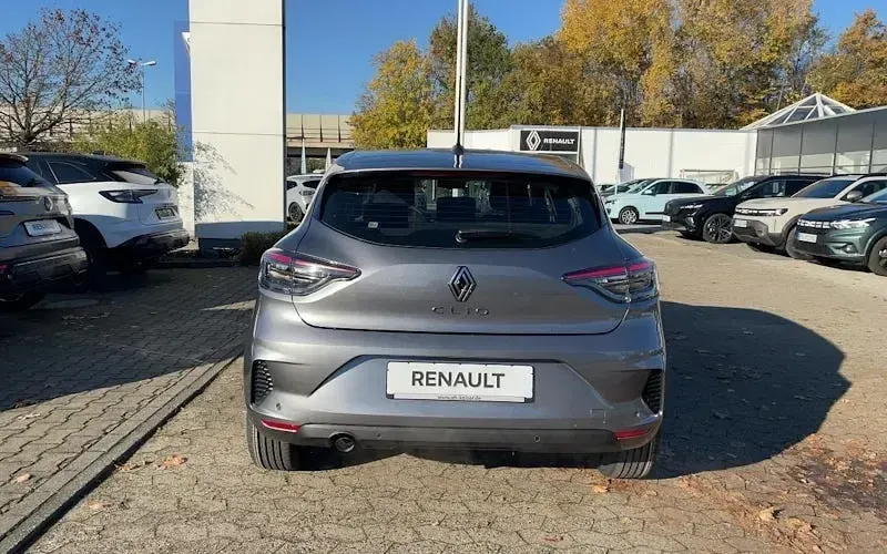 Nowe Renault Clio V Evolution 67 KM (49 kW) 2025 Szary Sedan/Limuzyna