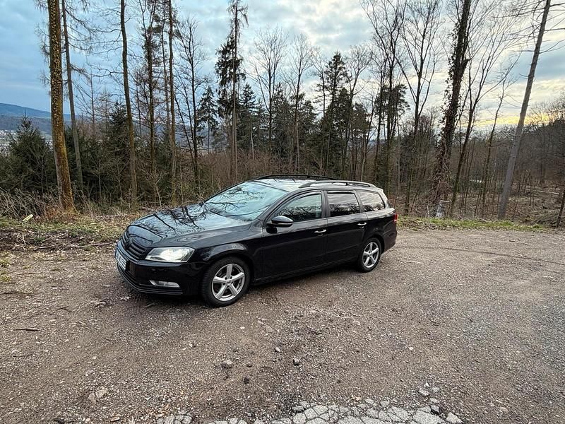 Gebraucht VW Passat 140 PS (102 kW) 2011 Schwarz Kombi