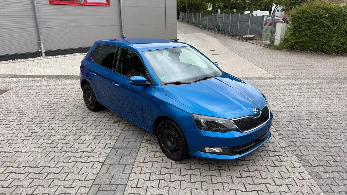 Używany Skoda Fabia 90 KM (66 kW) 2016 Niebieski Hatchback