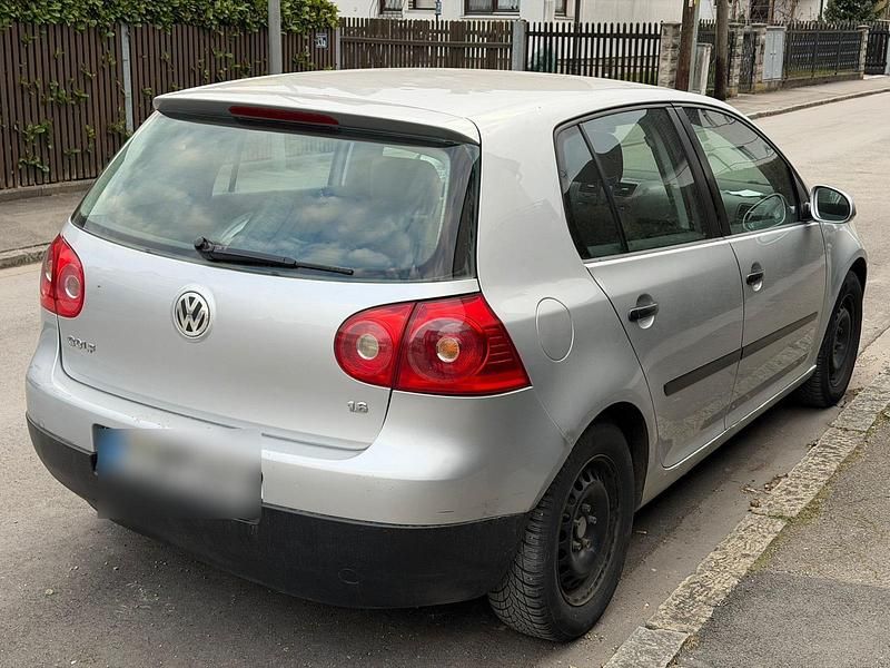 Gebraucht VW Golf IV 102 PS (75 kW) 2004 Silber Limousine
