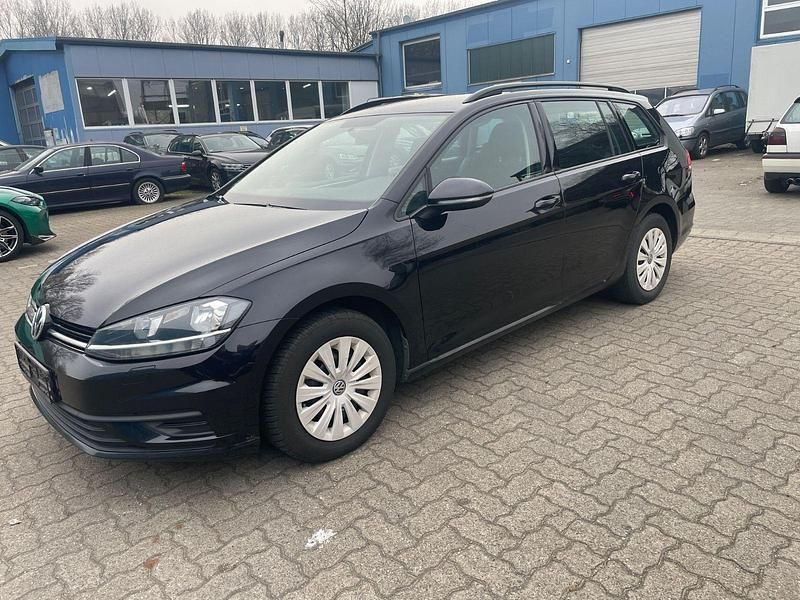 Schwarz Gebraucht 2019 VW Golf VII Kombi | 9.990 € (Superpreis) - Bild 1/4