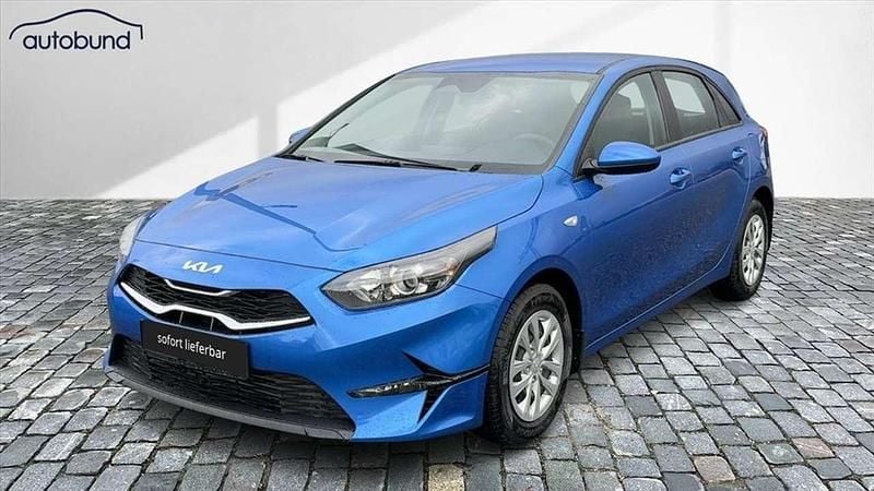 Blau / blueflame Neu 2025 Kia Ceed Best Kleinwagen | 22.470 € (Guter Preis) - Bild 1/4