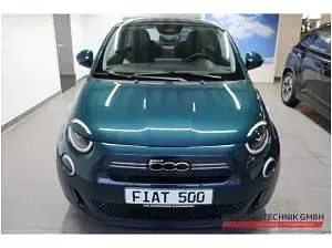 Neu Fiat 500 65 PS (47 kW) 2026 Grün Limousine