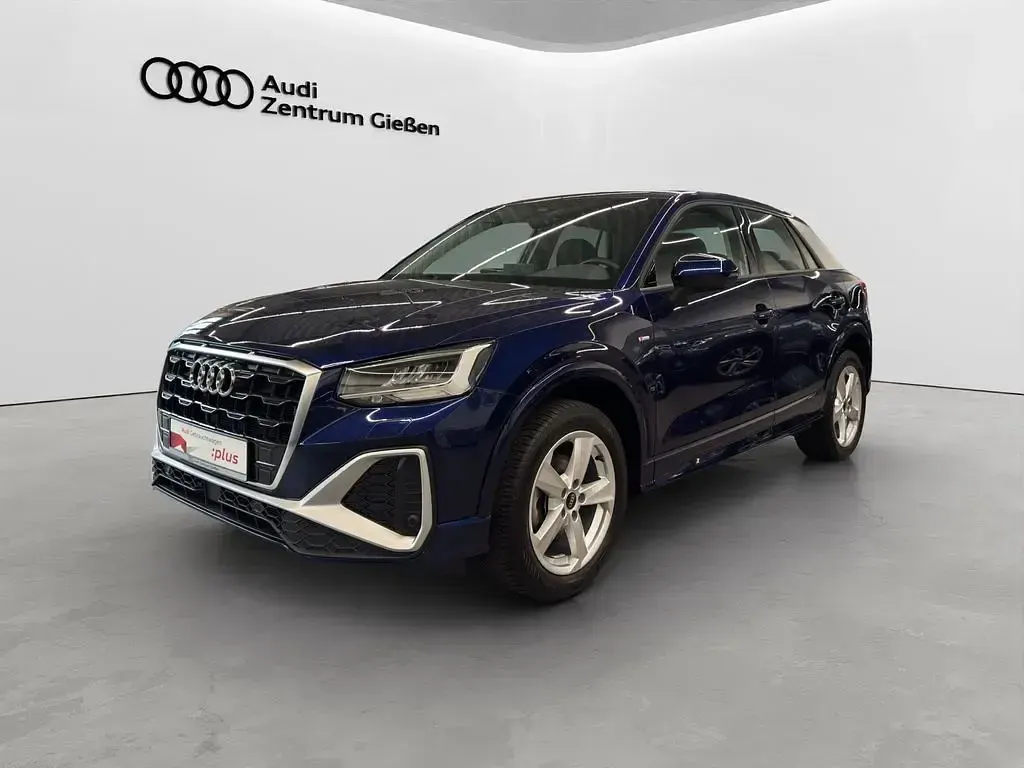 Gebraucht Audi Q2 S-Line 116 PS (85 kW) 2023 Blau SUV