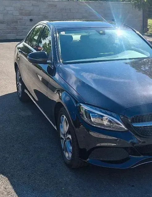 Gebraucht Mercedes C200 160 PS (117 kW) 2018 Schwarz Limousine