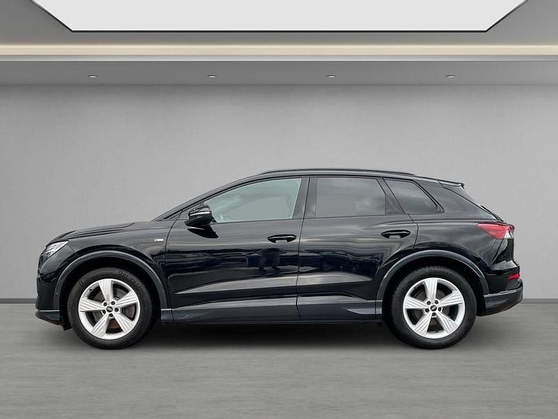 Gebraucht Audi Q4 e-tron Ambiente 219 kW (299 PS) 2023 Schwarz SUV