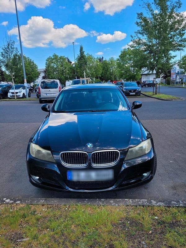 Schwarz Gebraucht 2008 BMW 330 Limousine | 4.999 € (Superpreis) - Bild 1/4