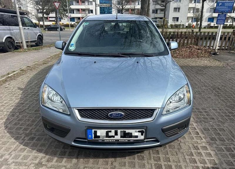 Gebraucht Ford Focus Ghia 101 PS (74 kW) 2005 Limousine