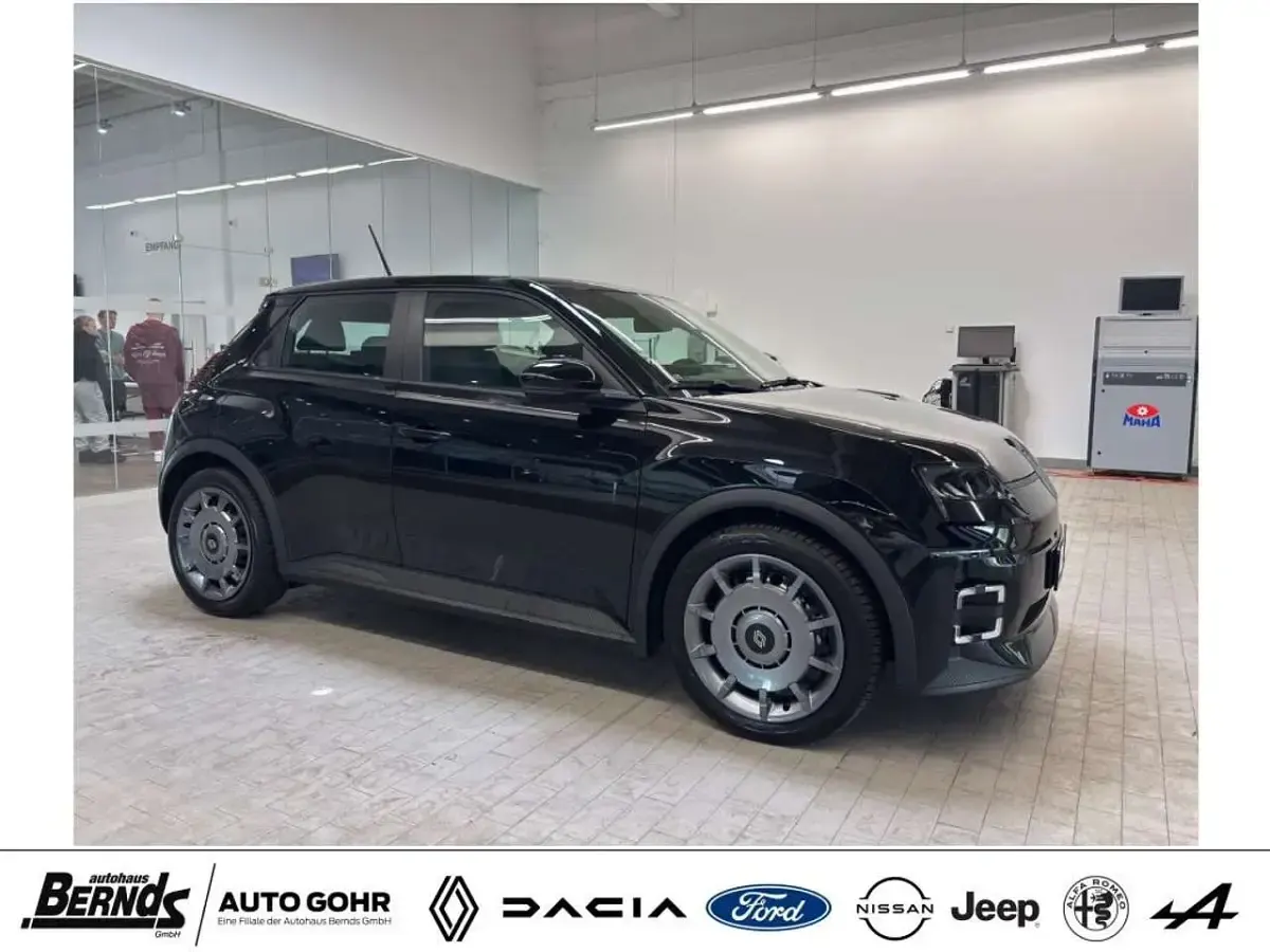 Gebraucht Renault 5 E-Tech Evolution 89 kW (122 PS) 2025 Schwarz Limousine
