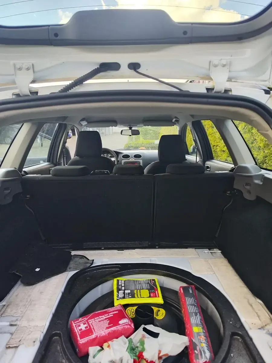 Używany Ford Focus 110 KM (80 kW) 2011 Biały Kombi