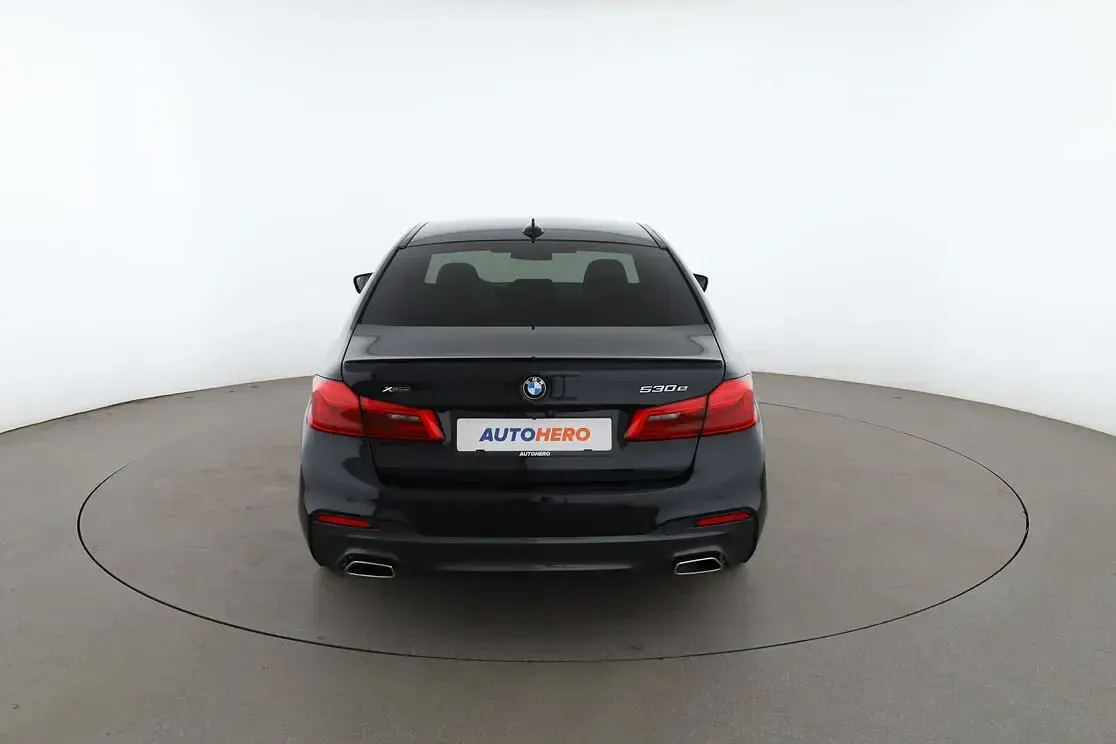 Gebraucht BMW 530e M Sport 252 PS (185 kW) 2020 Schwarz Limousine