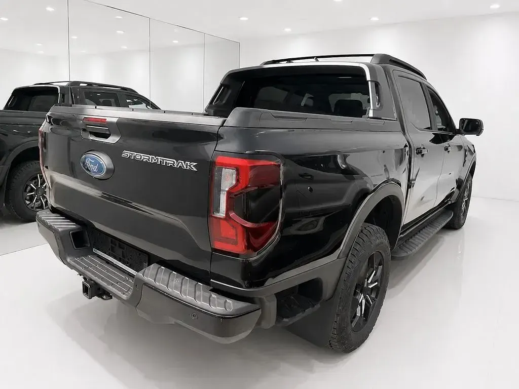 Neu Ford Ranger 281 PS (206 kW) 2026 Grau Pickup