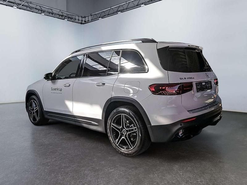 Gebraucht Mercedes GLB200 AMG 150 PS (110 kW) 2025 Unilack polarweiß SUV