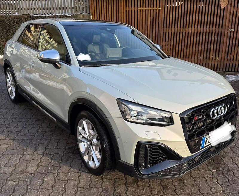 Gebraucht Audi SQ2 Sport 300 PS (220 kW) 2024 SUV