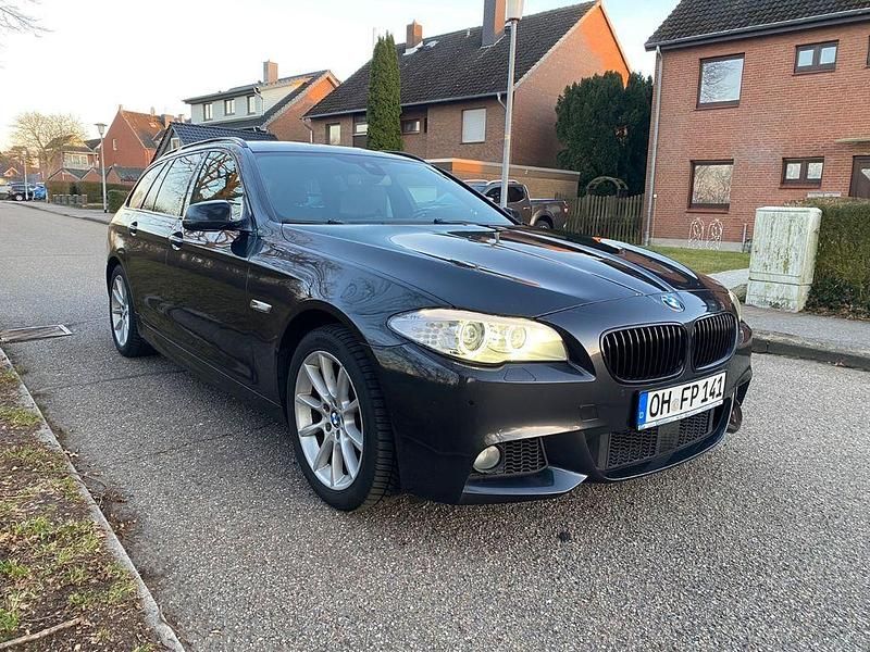 Gebraucht BMW 530 M Sport 258 PS (189 kW) 2012 Schwarz Kombi