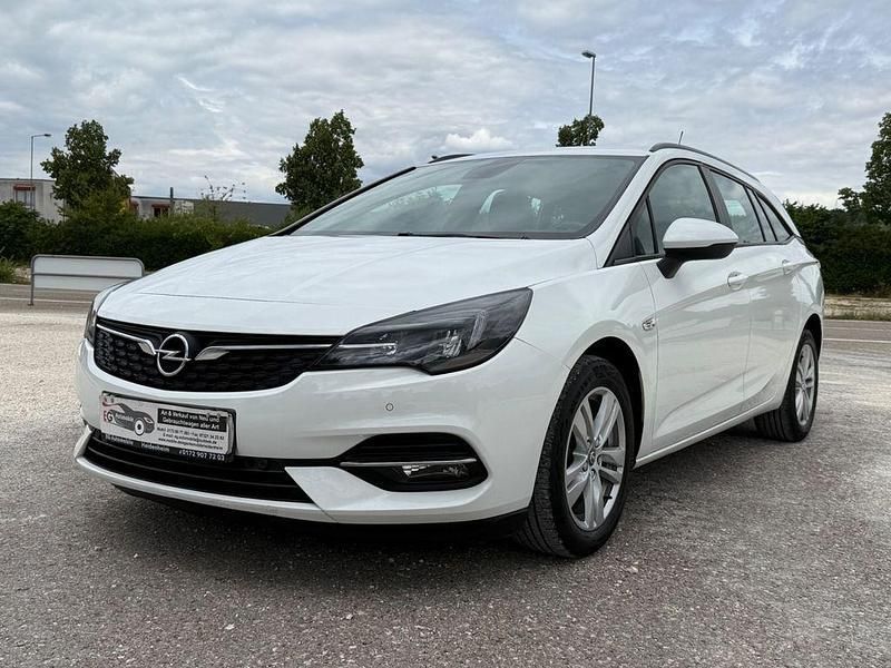 Weiß Gebraucht 2021 Opel Astra Edition Kombi | 9.980 € (Fairer Preis) - Bild 1/4