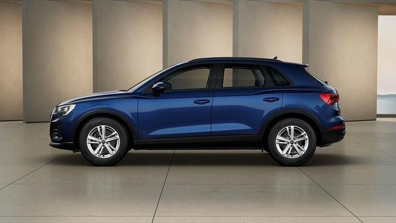 Gebraucht Audi Q3 Basis 150 PS (110 kW) 2024 Blau SUV
