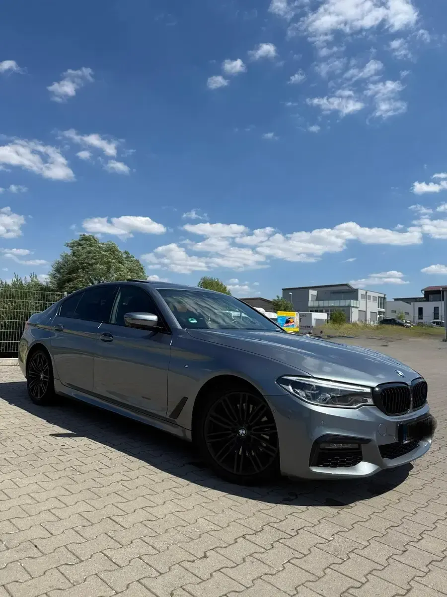 Gebraucht BMW 530 M Sport 265 PS (194 kW) 2020 Grau Limousine