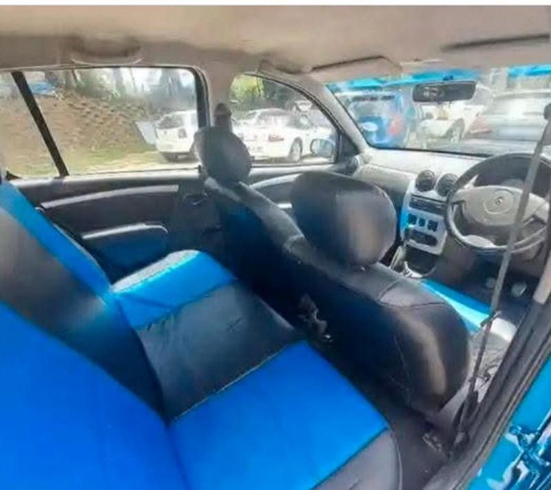 Gebraucht Dacia Sandero 75 PS (55 kW) 2009 Blau Limousine