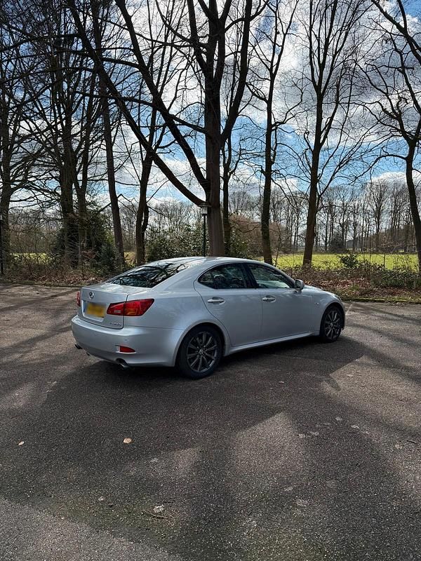 Gebraucht Lexus IS250 208 PS (152 kW) 2006 Silber Limousine