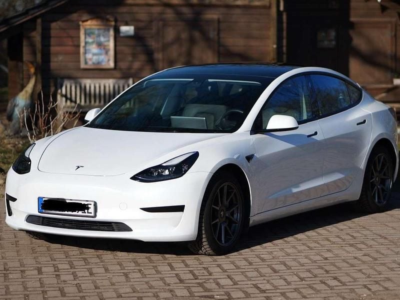 Gebraucht Tesla Model 3 Standard Range Plus 225 kW (306 PS) 2021 Weiß Limousine