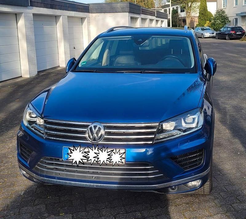 Gebraucht VW Touareg 262 PS (192 kW) 2016 Blau SUV