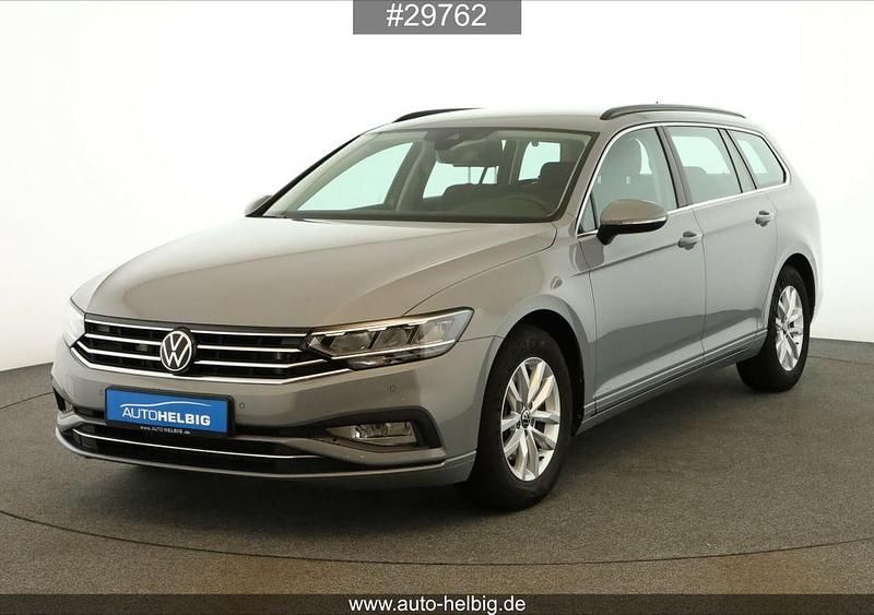 Grau Gebraucht 2023 VW Passat Business Kombi | 27.490 € (Guter Preis) - Bild 1/4