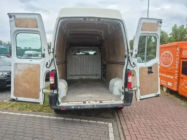 Gebraucht Opel Movano 130 PS (95 kW) 2008 Weiß Limousine