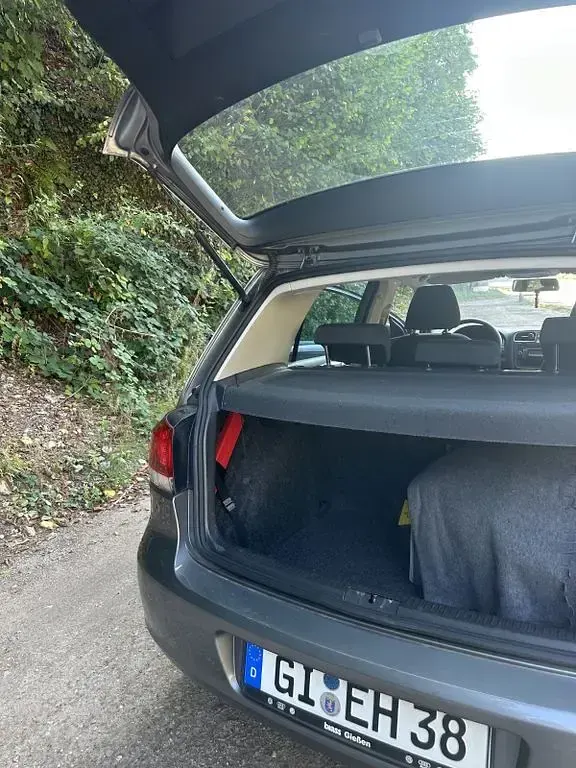 Gebraucht VW Golf VI 80 PS (58 kW) 2010 Grau Limousine