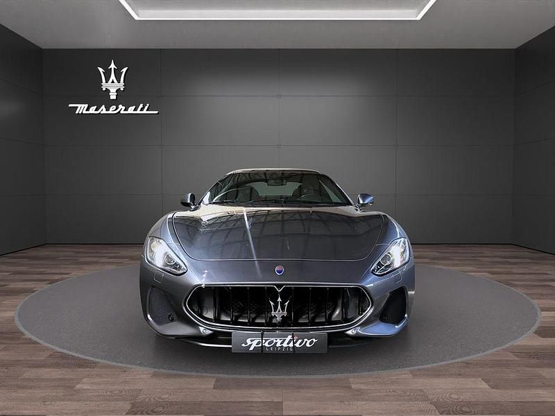 Gebraucht Maserati Granturismo 460 PS (338 kW) 2018 Grau Coupé