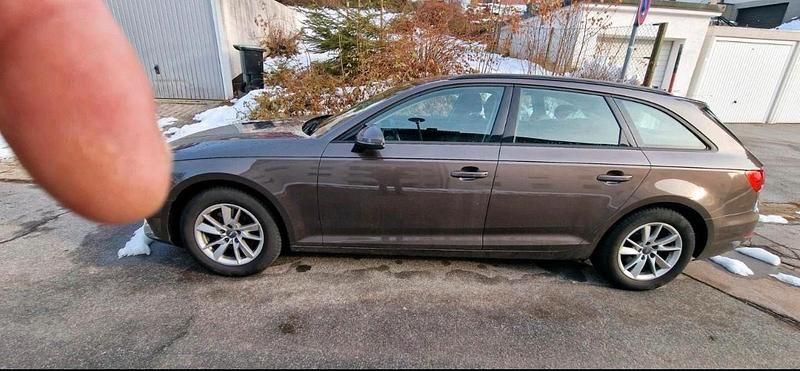 Gebraucht Audi A4 150 PS (110 kW) 2017 Braun Kombi