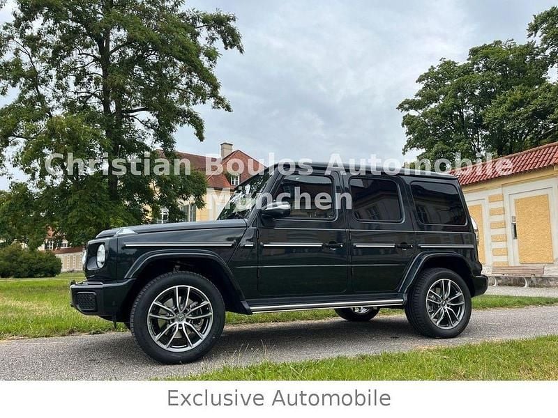 Magnetitschwarz metallic Neu 2025 Mercedes G450 AMG line SUV | 168.900 € (Superpreis) - Bild 1/4