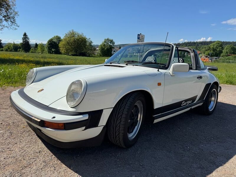 Weiß Gebraucht 1982 Porsche 911SC Cabrio | 49.900 € - Bild 1/4