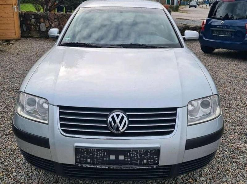 Gebraucht VW Passat 102 PS (75 kW) 2001 Silber Limousine
