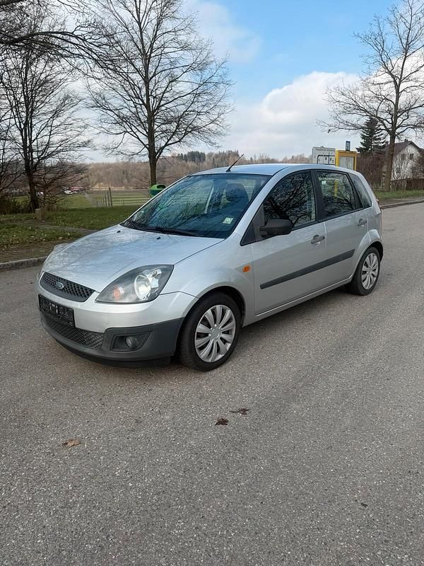 Gebraucht Ford Fiesta 60 PS (44 kW) 2006 Silber Kleinwagen