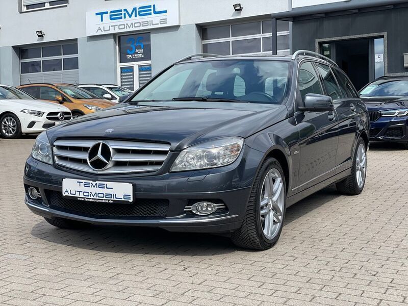 Grau Gebraucht 2009 Mercedes C350 Limousine | 8.999 € (Fairer Preis) - Bild 1/4