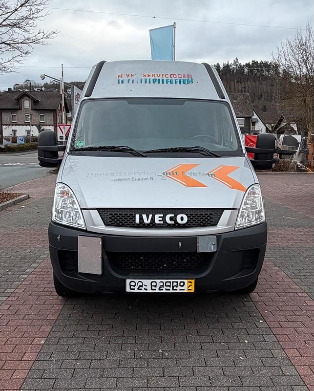 Gebraucht Iveco Daily 106 PS (77 kW) 2010 Van / Kleinbus