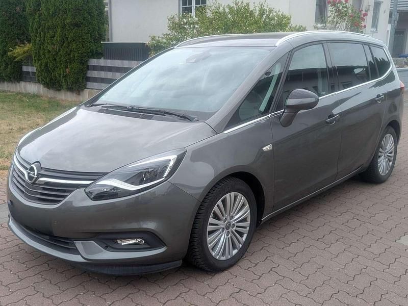 Grau Gebraucht 2018 Opel Zafira Tourer Van / Kleinbus | 15.300 € (Superpreis) - Bild 1/4