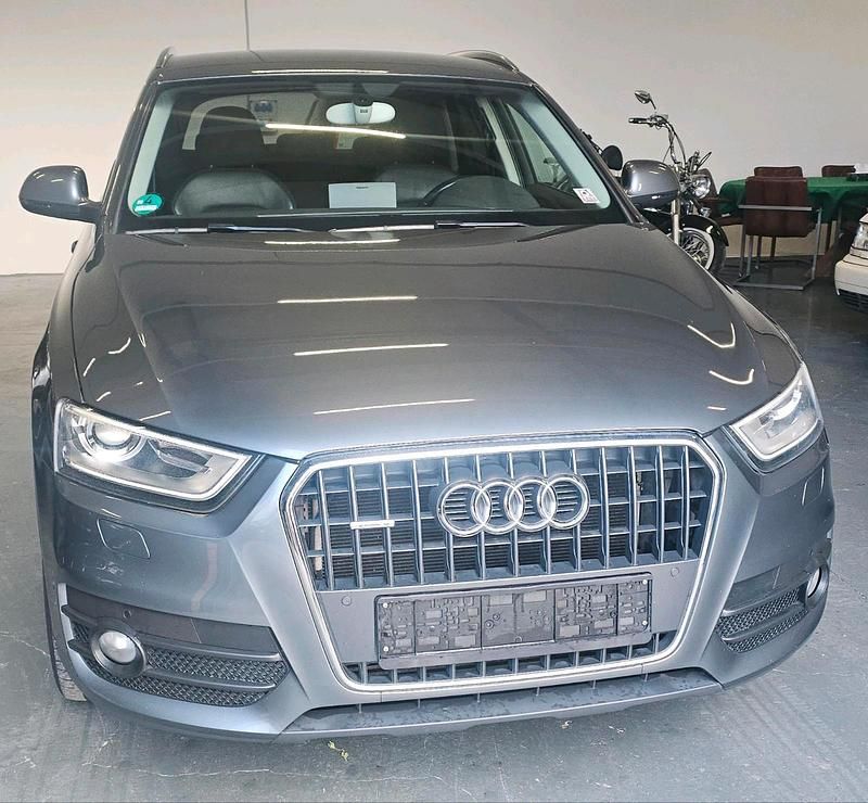 Gebraucht Audi Q3 Comfort 211 PS (155 kW) 2012 Monsungrau metallic SUV