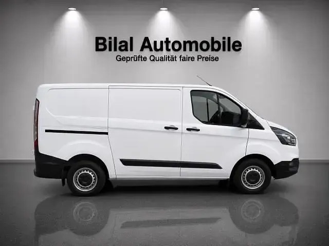 Gebraucht Ford Transit Custom Trend 105 PS (77 kW) 2020 Weiß Van / Kleinbus