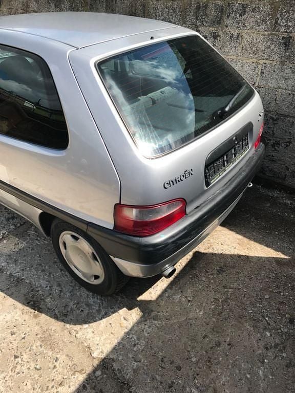 Silber Gebraucht 1999 Citroën Saxo Kleinwagen | 1.000 € (Guter Preis) - Bild 1/4