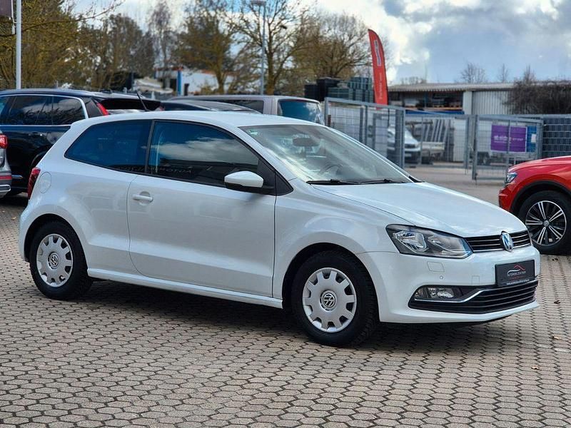 Gebraucht VW Polo LOUNGE 75 PS (55 kW) 2015 Weiß Kleinwagen