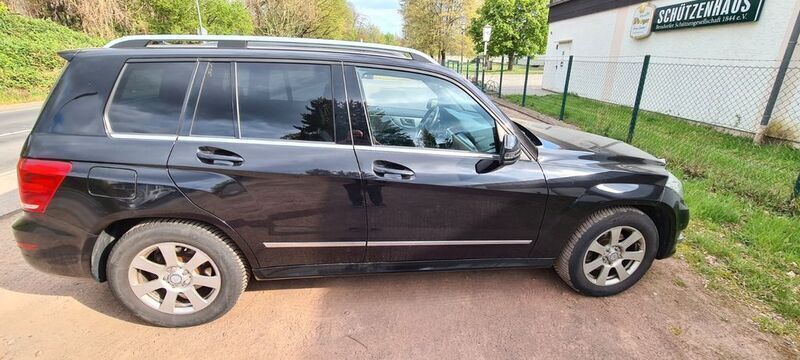 Schwarz Gebraucht 2014 Mercedes GLK220 SUV | 15.000 € (Fairer Preis) - Bild 1/4
