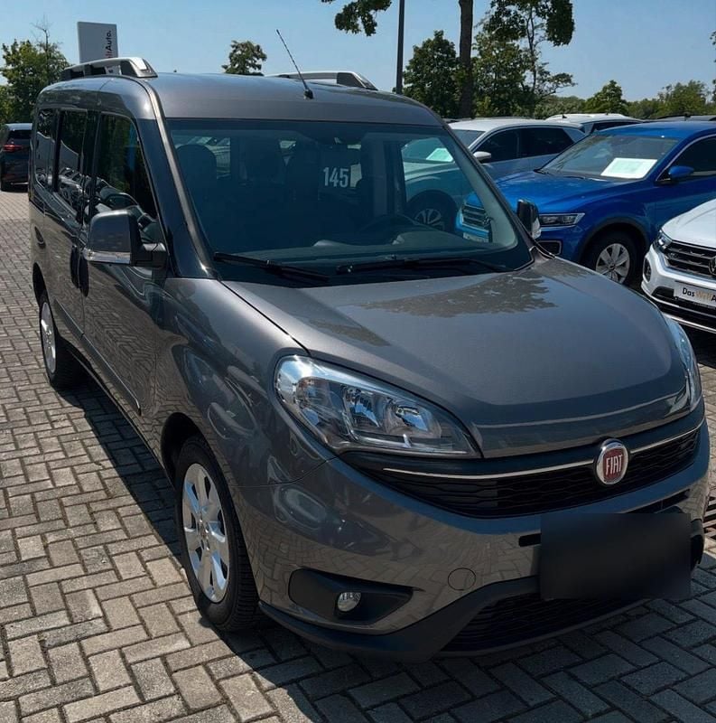 Gebraucht Fiat Doblò 88 PS (64 kW) 2016 Grau Van / Kleinbus
