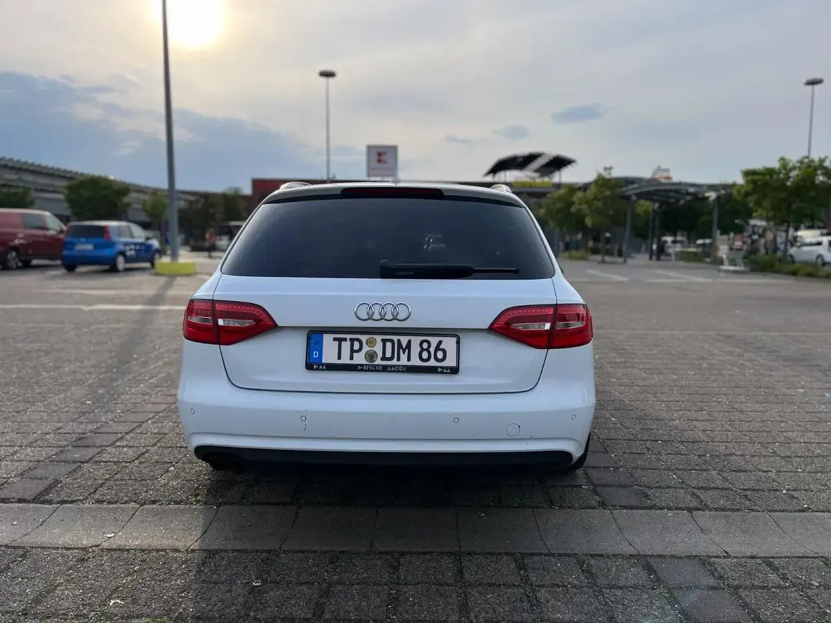 Gebraucht Audi A4 Design 2013 Weiß Kombi