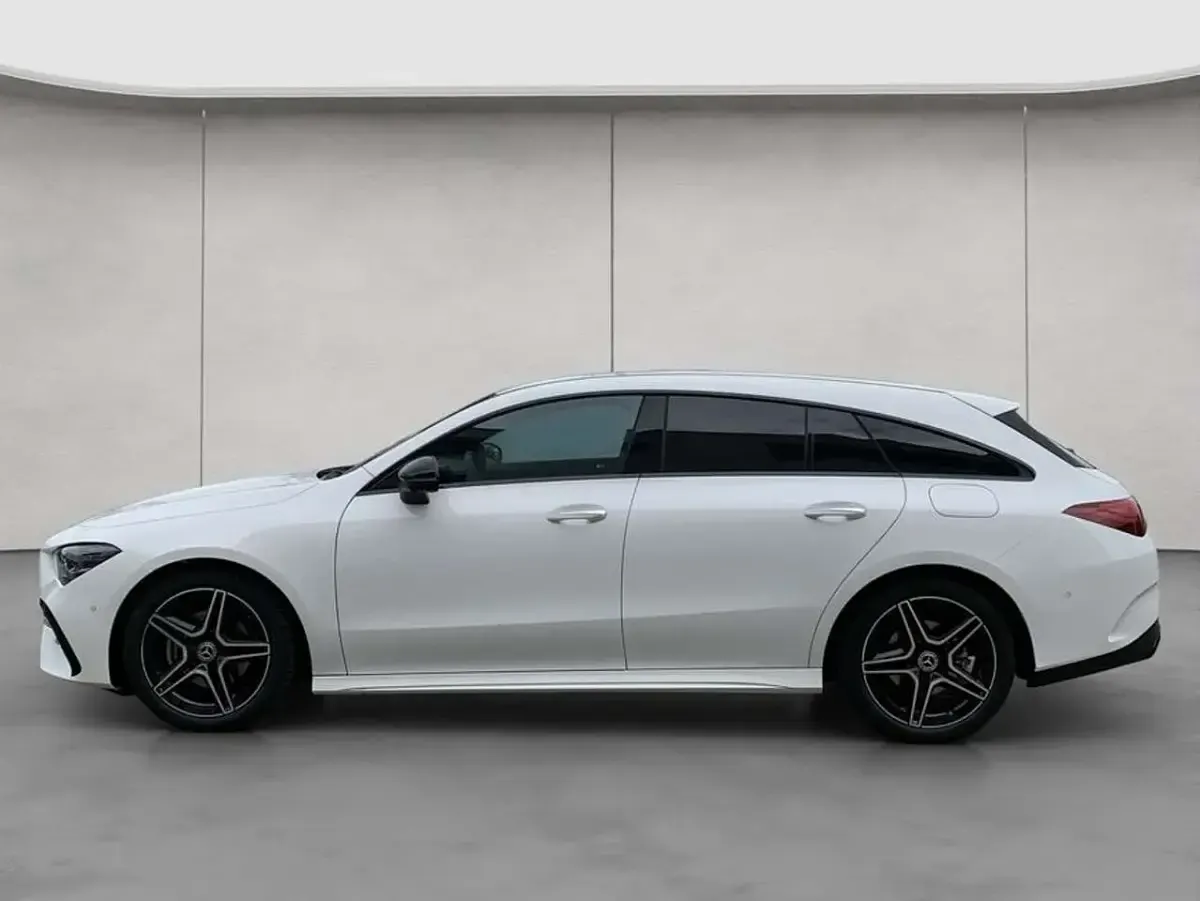 Gebraucht Mercedes CLA180 136 PS (100 kW) 2025 Polarweiß Limousine