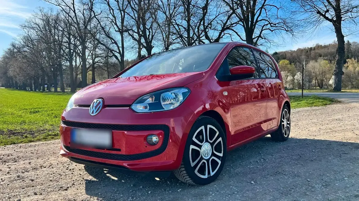 Gebraucht VW up! 75 PS (55 kW) 2012 Rot Kleinwagen