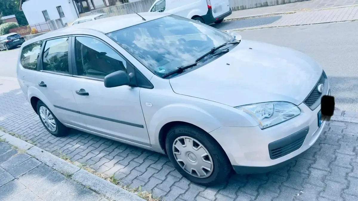 Gebraucht Ford Focus 125 PS (91 kW) 2006 Silber Kombi