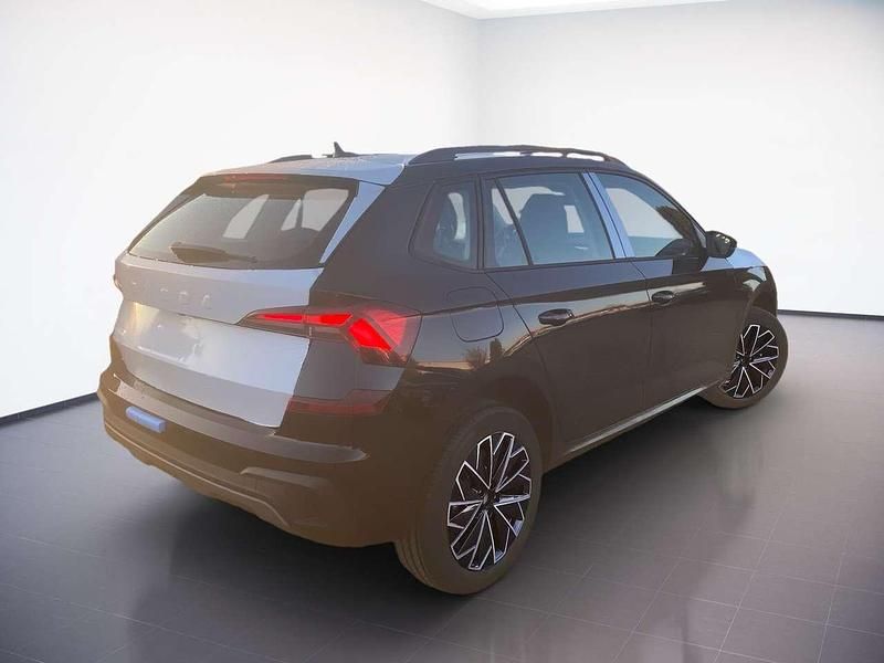 Neu Skoda Kamiq Selection 116 PS (85 kW) 2025 Blackmagic perleffekt SUV